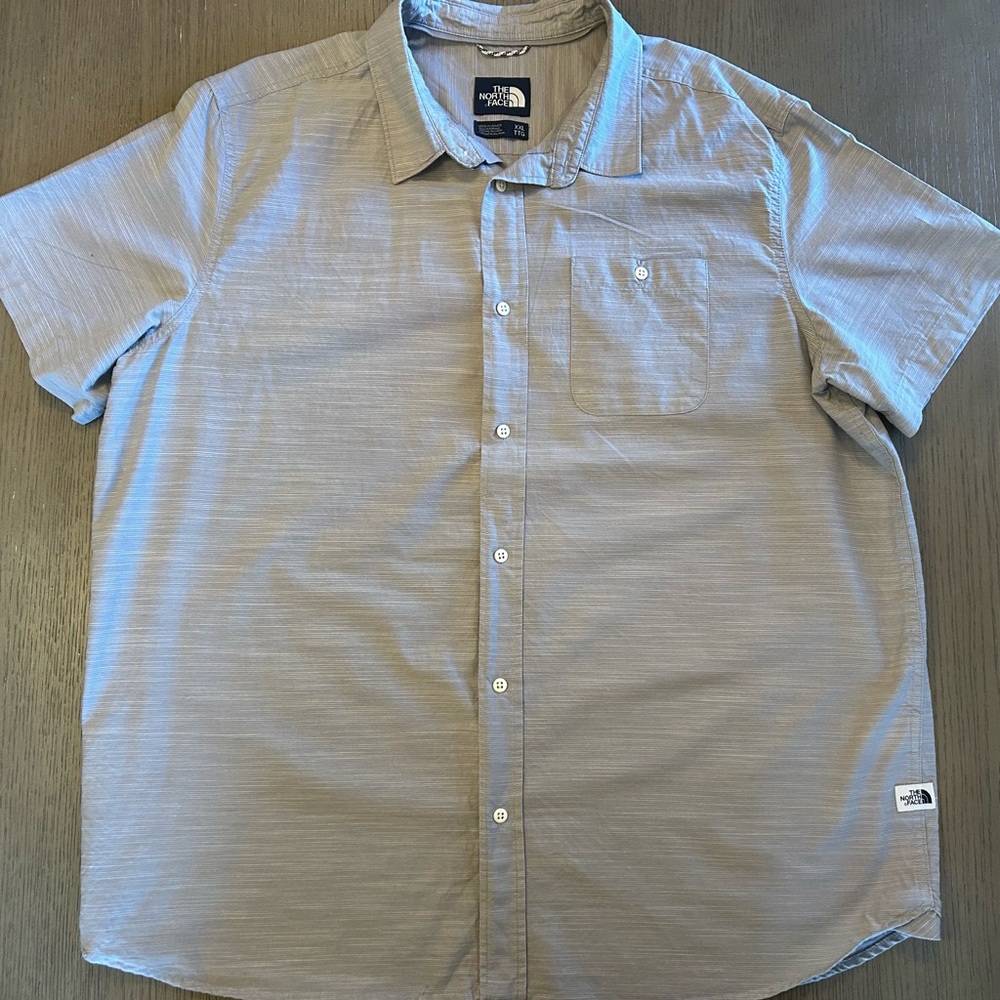 The North Face Men's Light Gray Casual Shirt